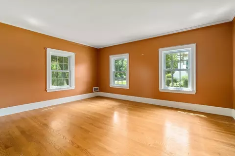 2 Kenilworth Rd, Wellesley, MA 02482 photo 28