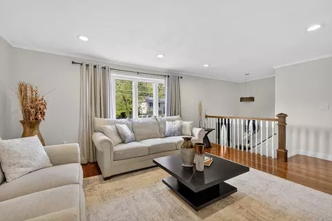 37 Westgate Rd, Framingham, MA 01701 photo 9