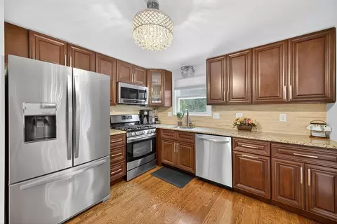 37 Westgate Rd, Framingham, MA 01701 photo 14