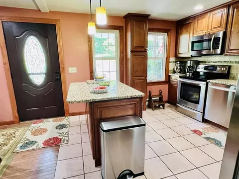 34 Scenic Ave, Webster, MA 01570 photo 8