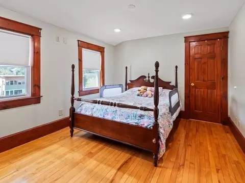 219 Hamilton St, Worcester, MA 01604 photo 27