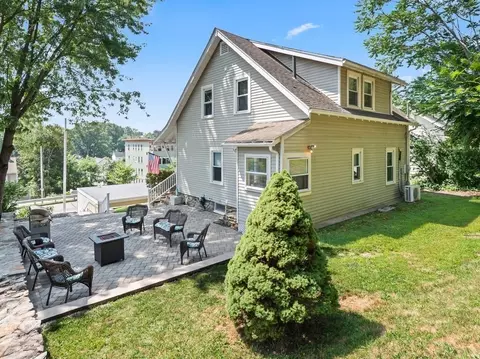 219 Hamilton St, Worcester, MA 01604 photo 5
