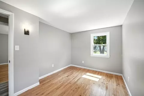 55 Governor St, Springfield, MA 01104 photo 17