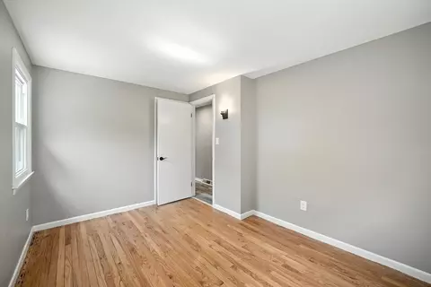 55 Governor St, Springfield, MA 01104 photo 18