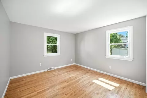 55 Governor St, Springfield, MA 01104 photo 13