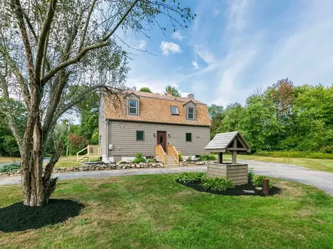 295 Lake St, Bellingham, MA 02019