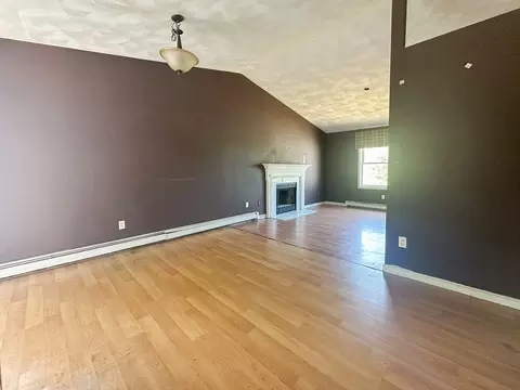 82 4th St, Worcester, MA 01602 photo 21