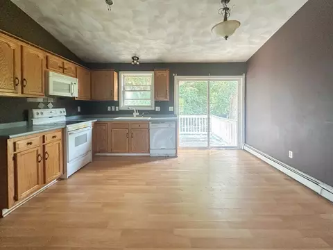 82 4th St, Worcester, MA 01602 photo 19