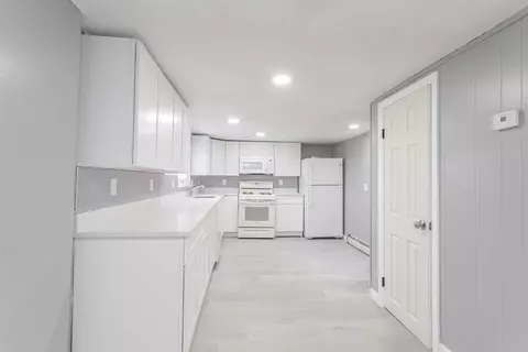 Entry Way - 568 2nd St, Fall River, MA 02721 photo 1 of 3