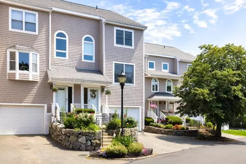9 Whaler Ln #9, Quincy, MA 02171