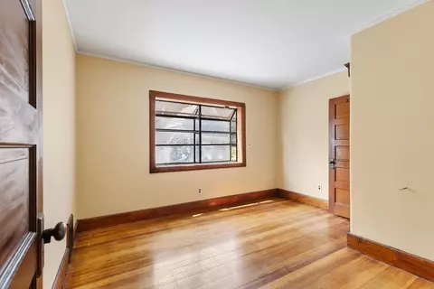24 Endicott St, Saugus, MA 01906 photo 20