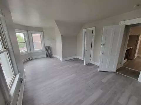 68 Waverly St, Springfield, MA 01107 photo 17