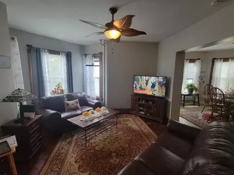 68 Waverly St, Springfield, MA 01107 photo 7