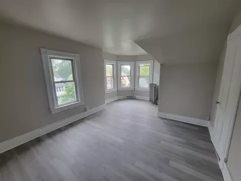 68 Waverly St, Springfield, MA 01107 photo 18