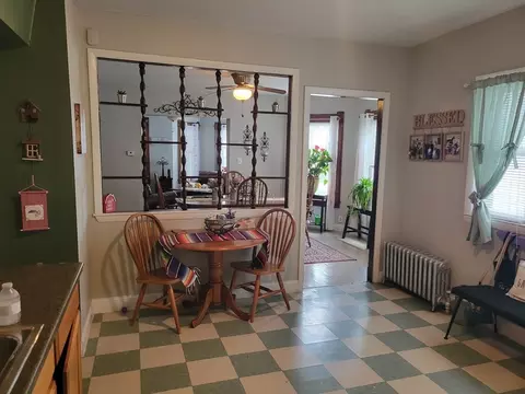 68 Waverly St, Springfield, MA 01107 photo 10