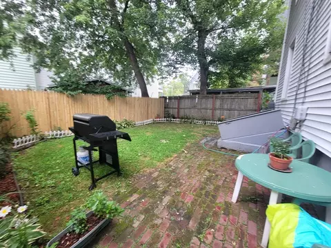 68 Waverly St, Springfield, MA 01107 photo 22