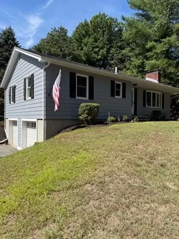 5 Douglas Dr, Ayer, MA 01432