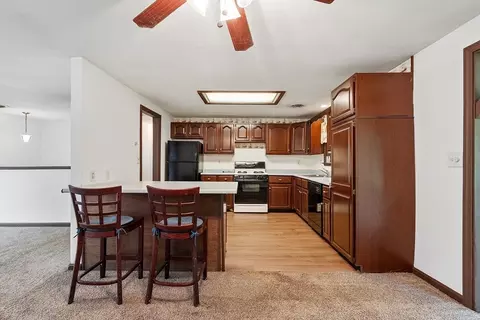25 Cushing St, Salisbury, MA 01952 photo 12