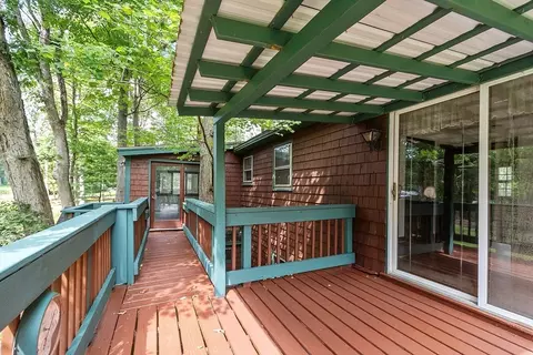 25 Cushing St, Salisbury, MA 01952 photo 7