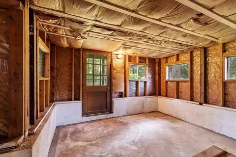 25 Cushing St, Salisbury, MA 01952 photo 33
