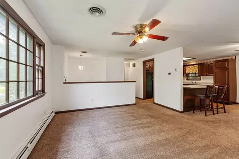 25 Cushing St, Salisbury, MA 01952 photo 8