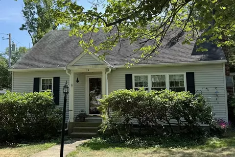29 Nelson St, Gardner, MA 01440