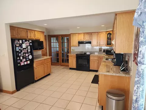 1 Danforth St, Peabody, MA 01960 photo 5