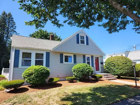 1 Danforth St, Peabody, MA 01960 photo 3