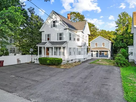 27-29 Pearl St, Middleboro, MA 02346