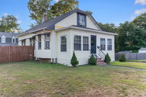 10 Jefferson Ave, Taunton, MA 02780