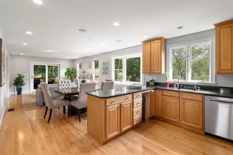 15 Brown Ter, Dedham, MA 02026 photo 5