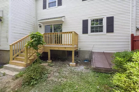 Exterior - 57 Warebrook Vlg, Ware, MA 01082 photo 4 of 9