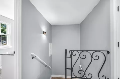 Entry Way - 57 Warebrook Vlg, Ware, MA 01082 photo 1 of 1