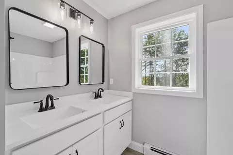 Bath - 340 Brickyard Rd, Athol, MA 01331 photo 2 of 3