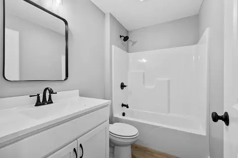 Bath - 340 Brickyard Rd, Athol, MA 01331 photo 3 of 3