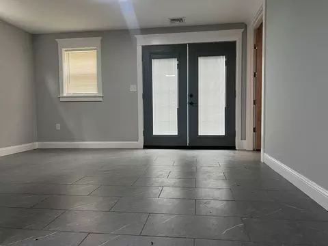 11 Leroy Pl, Springfield, MA 01104 photo 18