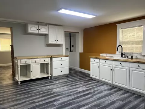 11 Leroy Pl, Springfield, MA 01104 photo 16