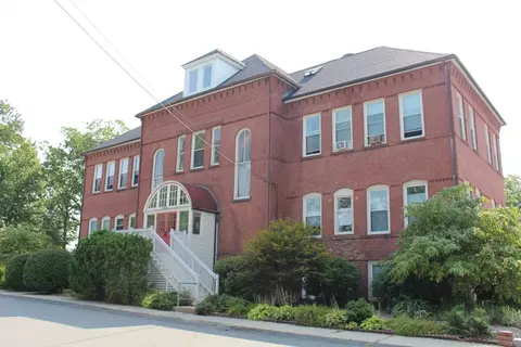 43 J St #8, Turners Falls, MA 01376