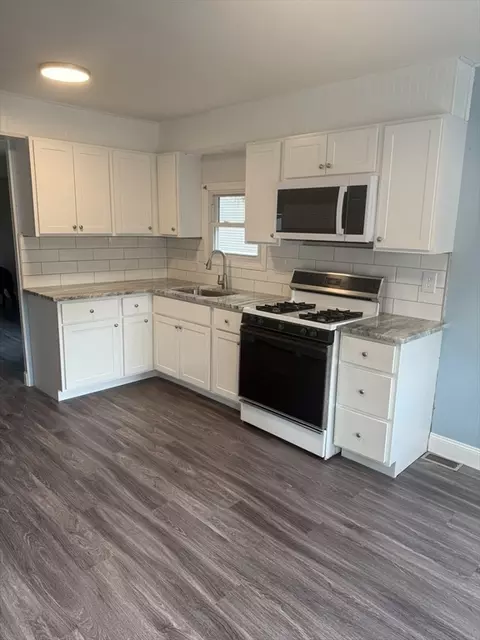 14 Timber Ln, Wareham, MA 02576 photo 2