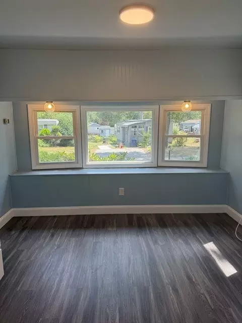 14 Timber Ln, Wareham, MA 02576 photo 4