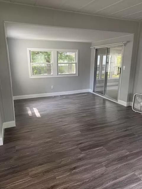 14 Timber Ln, Wareham, MA 02576 photo 5