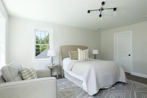 Bedroom - 65 Great Neck Rd, Wareham, MA 02571 photo 8 of 10