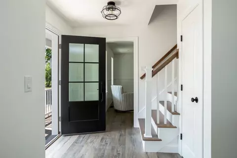 Entry Way - 65 Great Neck Rd, Wareham, MA 02571 photo 1 of 2