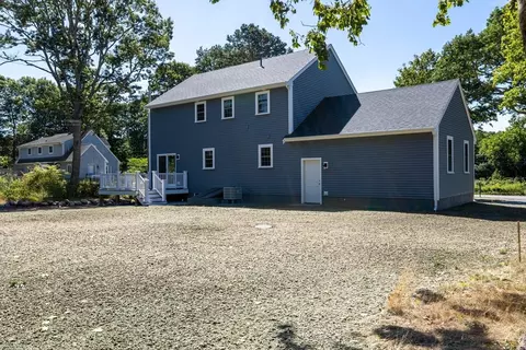 Exterior - 65 Great Neck Rd, Wareham, MA 02571 photo 6 of 8