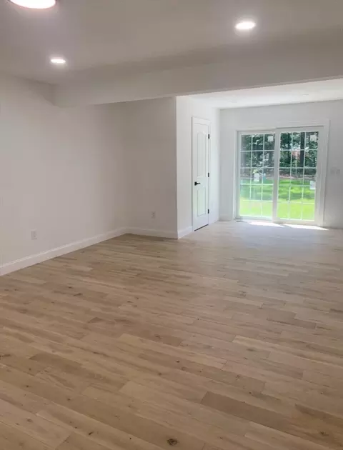 22 Root Rd, Westfield, MA 01085 photo 6