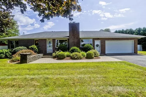 35 Rocky Hill Rd, Hadley, MA 01035