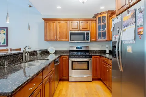 39 Pinecrest Dr #39, Chicopee, MA 01020 photo 8