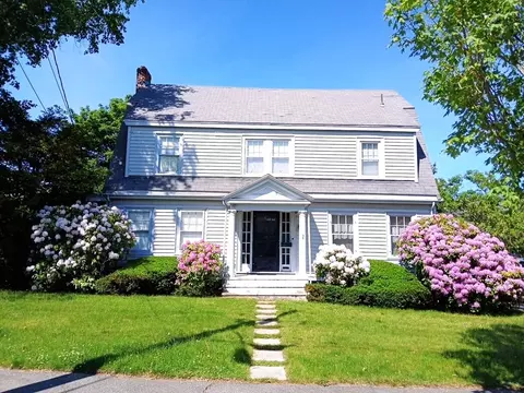 36 Rockaway Ave, Marblehead, MA 01945