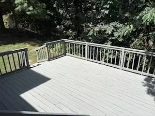 Exterior - 16 Zenith Dr, Worcester, MA 01602 photo 6 of 10