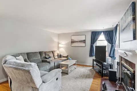 Living - 16 Zenith Dr, Worcester, MA 01602 photo 1 of 3